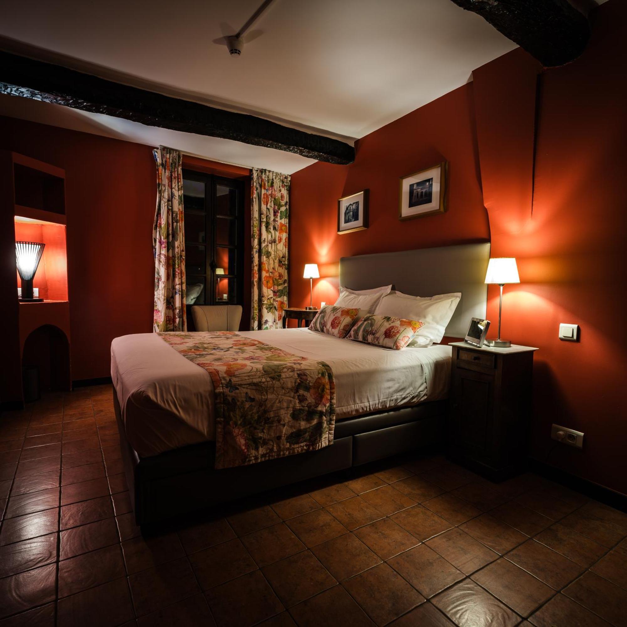 Le Grimaldi Bed and Breakfast Cagnes-sur-Mer Eksteriør billede