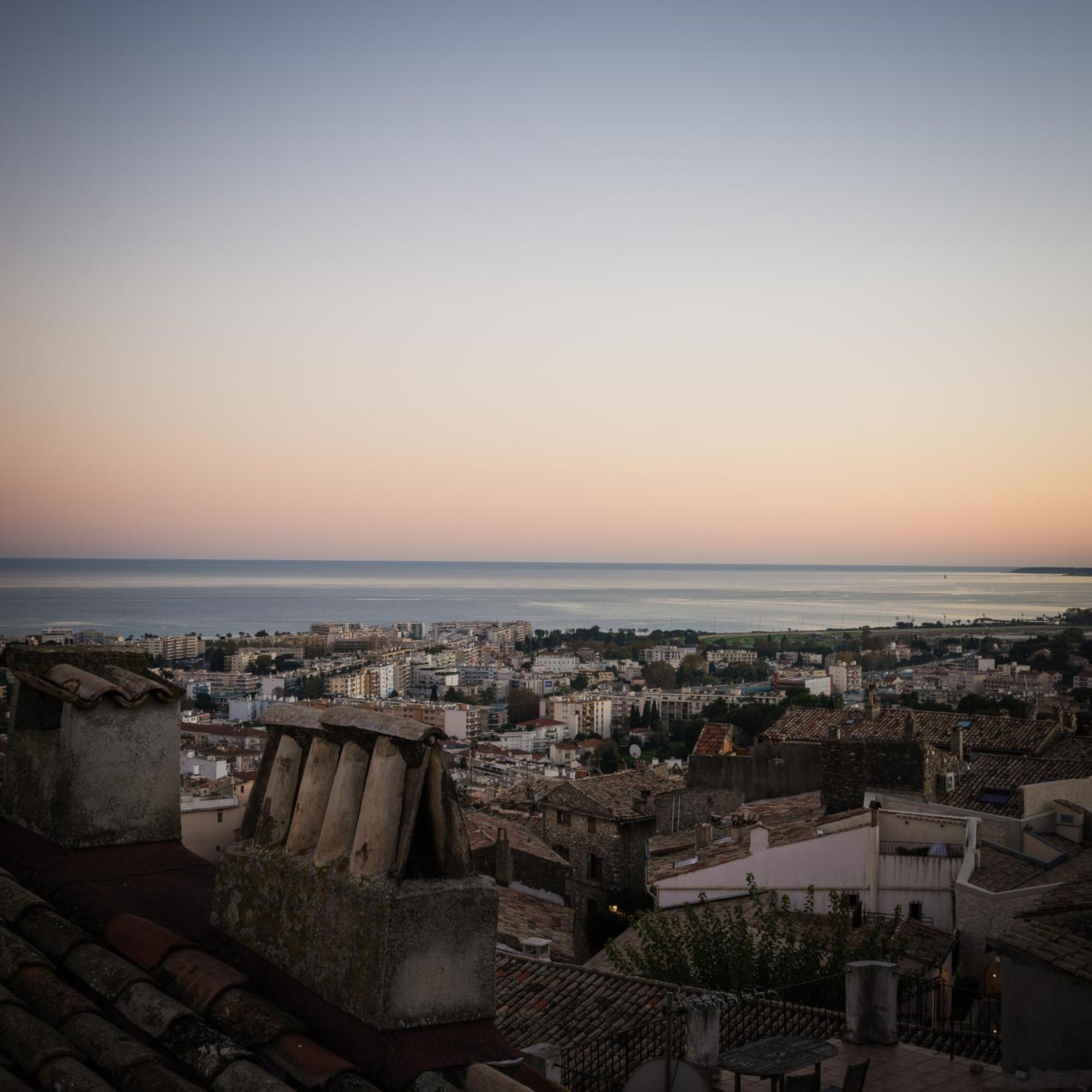 Le Grimaldi Bed and Breakfast Cagnes-sur-Mer Eksteriør billede
