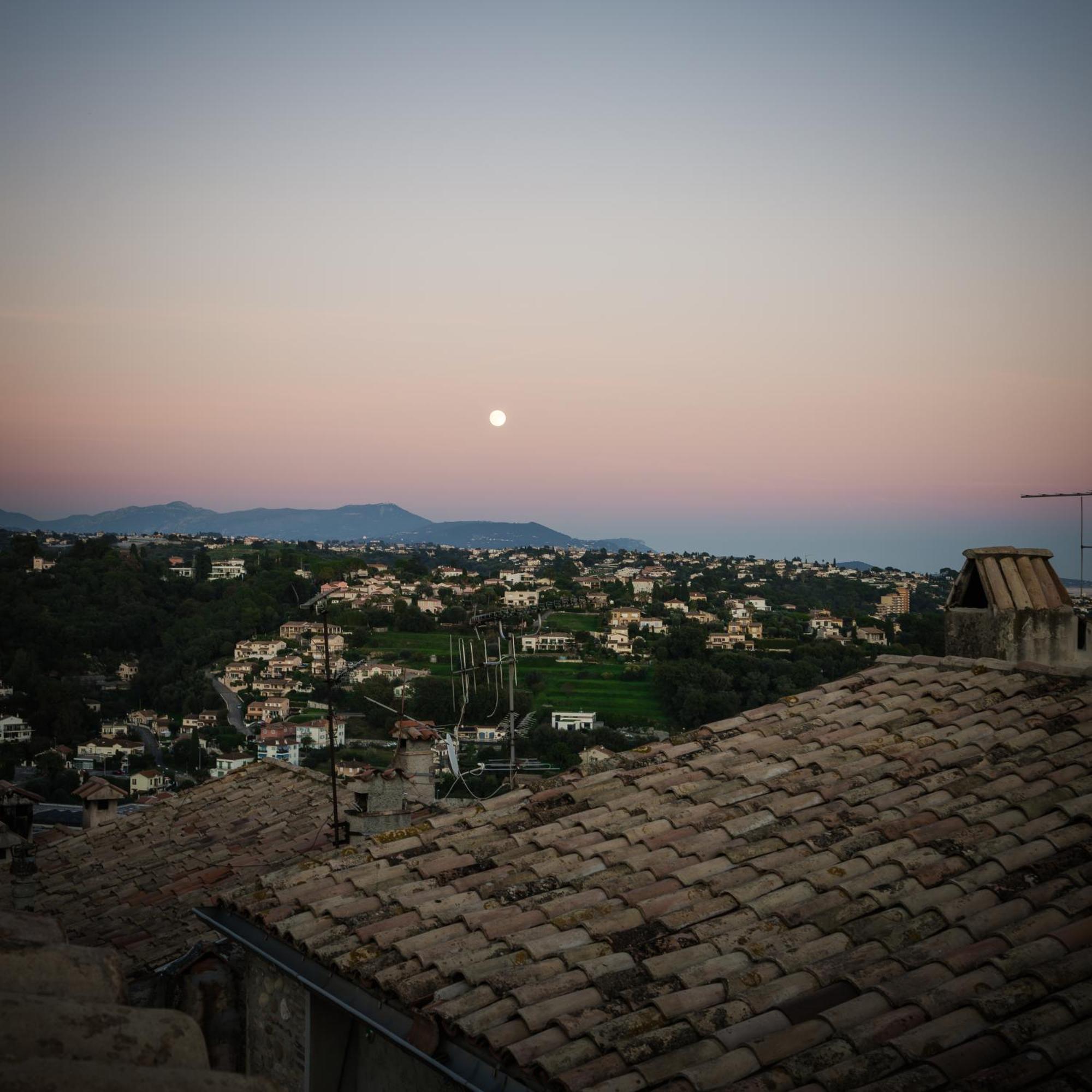 Le Grimaldi Bed and Breakfast Cagnes-sur-Mer Eksteriør billede